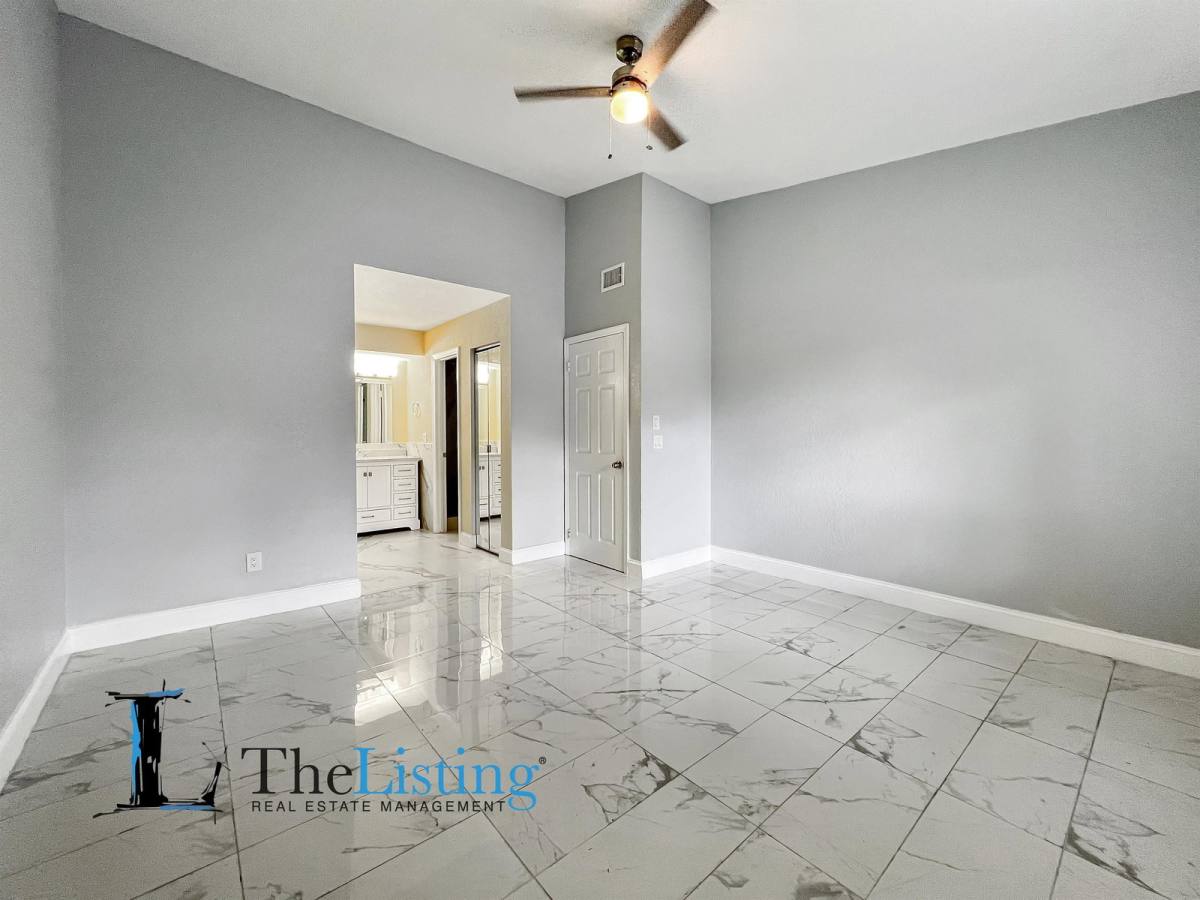Condo for rent at 2482 Lakeway Branch Dr, Orlando, FL 32839