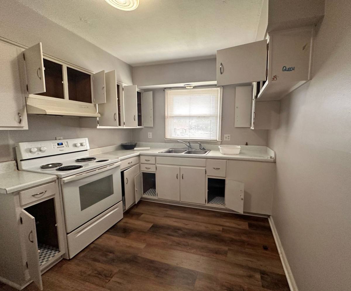 Apartment for rent at 180 Tartan Dr, Lexington, KY 40517