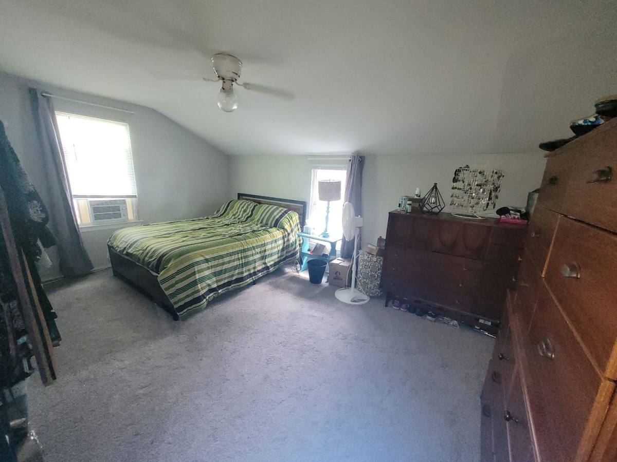 Apartment for rent at 1906-1908 Agnes St, Eau Claire, WI 54701