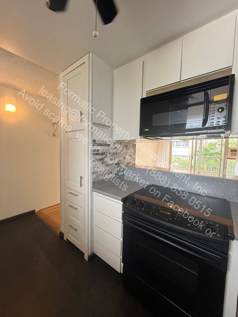 Apartment for rent at 1634 Nuuanu Ave #214, Honolulu, HI 96817