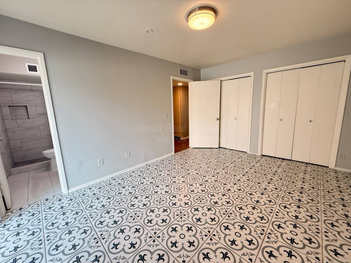Apartment for rent at 1122 S McClintock Dr #A, Tempe, AZ 85281