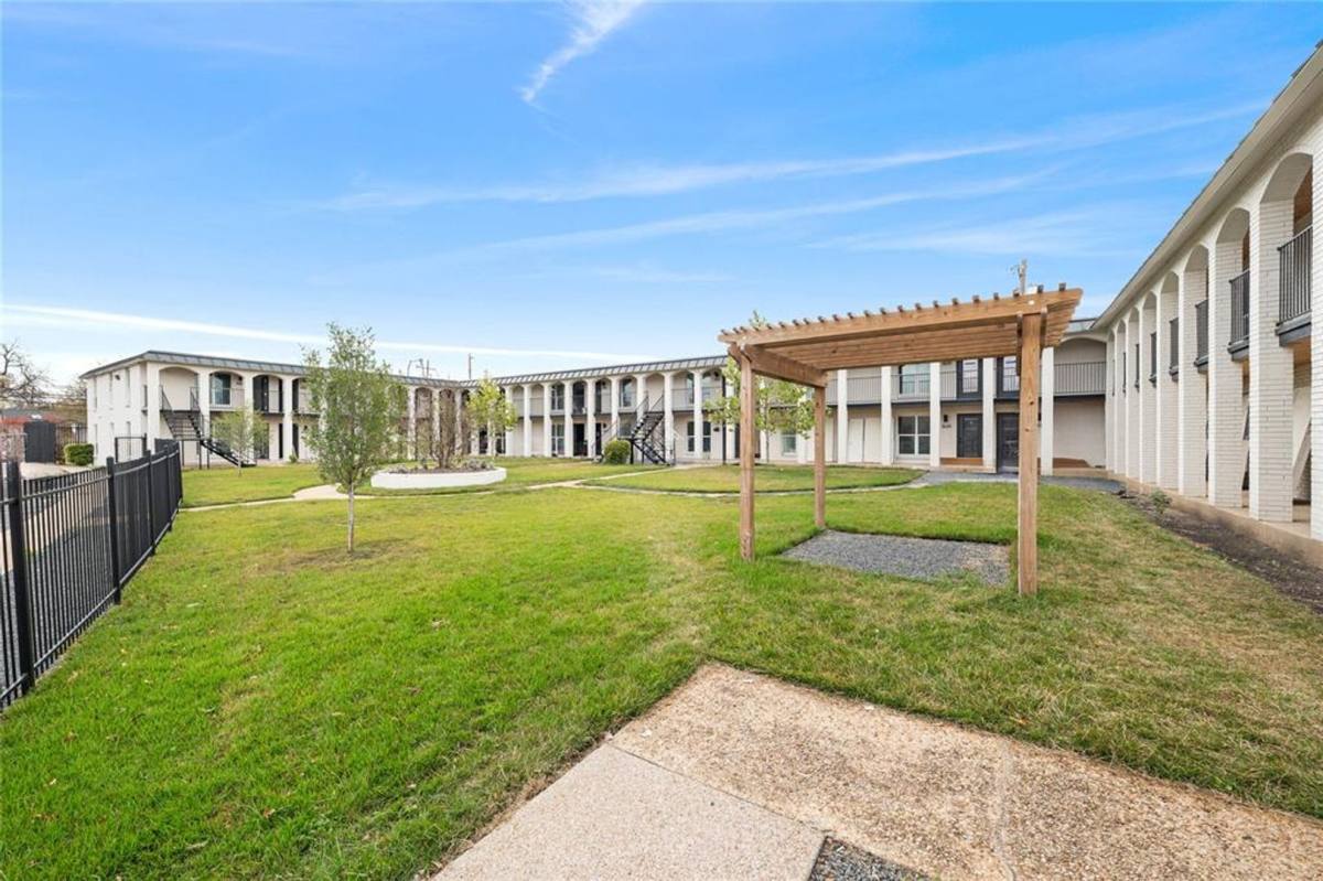 Apartment for rent at 5911 Sheridan Ave, Austin, TX 78723