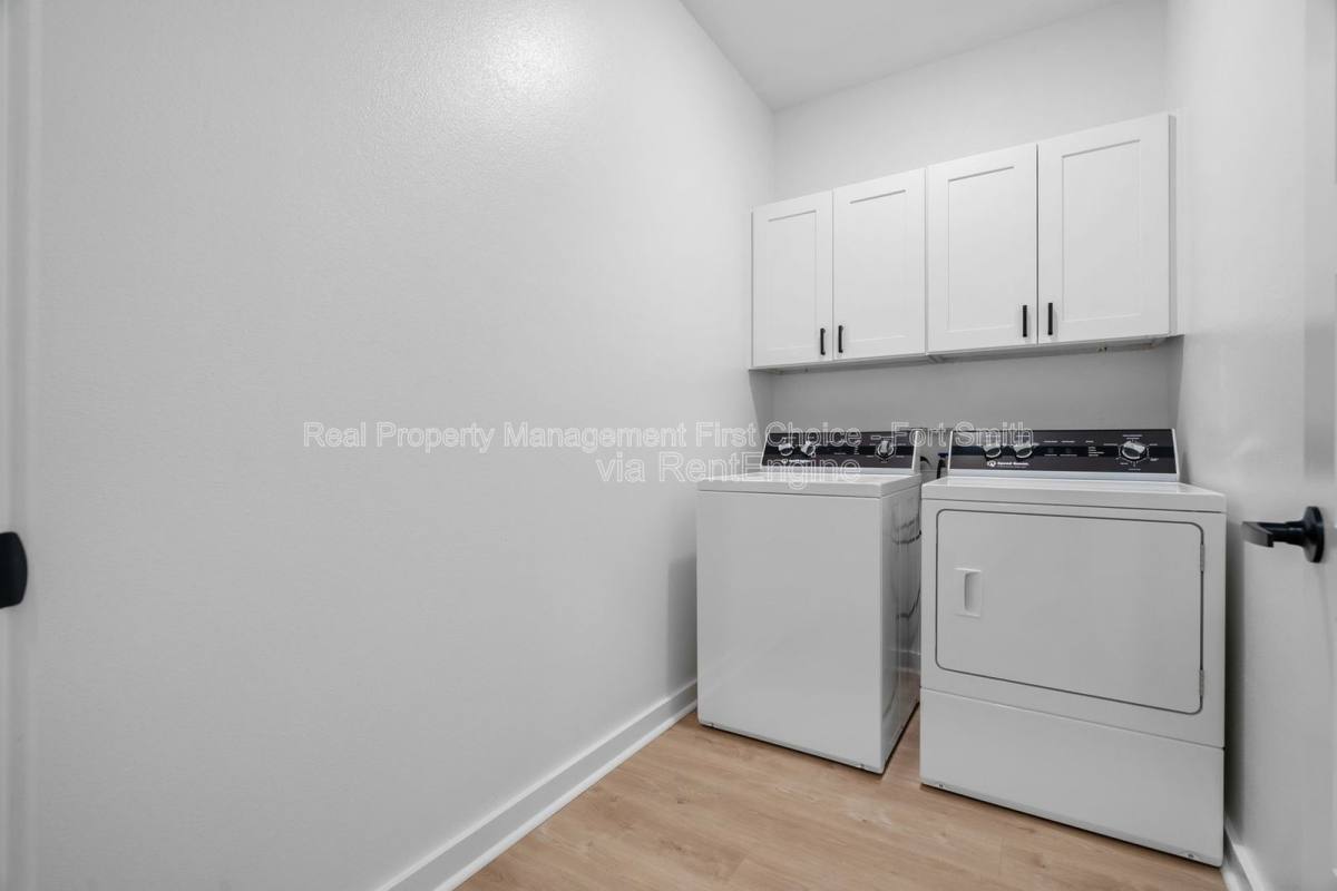 Apartment for rent at 8725 Cantera Dr #B, Fort Smith, AR 72916