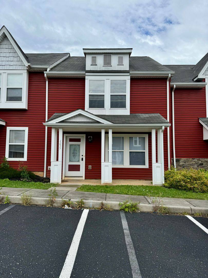Townhouse for rent at 1255 Poets Court, Harrisonburg, VA 22802