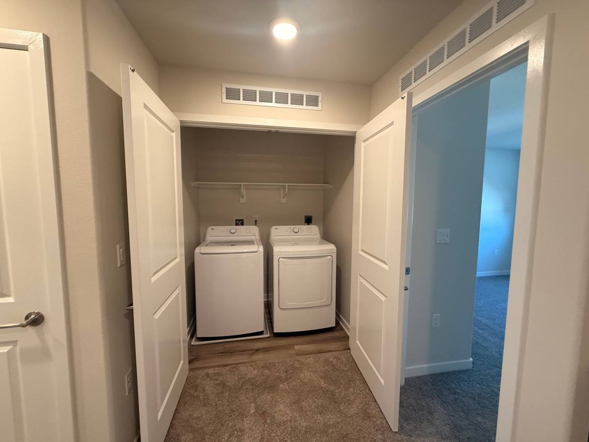 Townhouse for rent at 9535 Hannah Way, Riverside, CA 92503