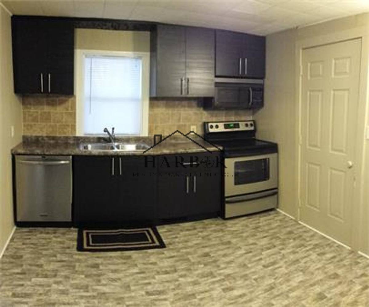 Apartment for rent at 322 6th St SE #1, Rochester, MN 55904
