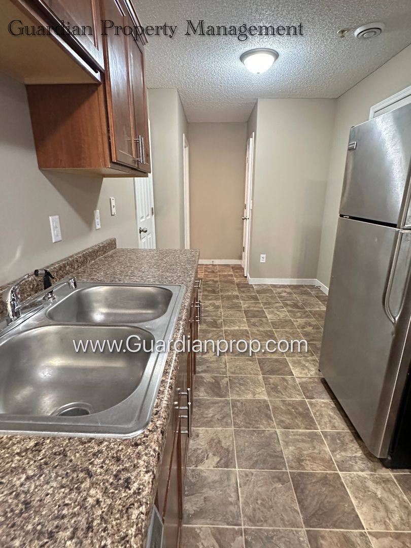Townhouse for rent at 9927 Vera Cruz Lane N, Minneapolis, MN 55443