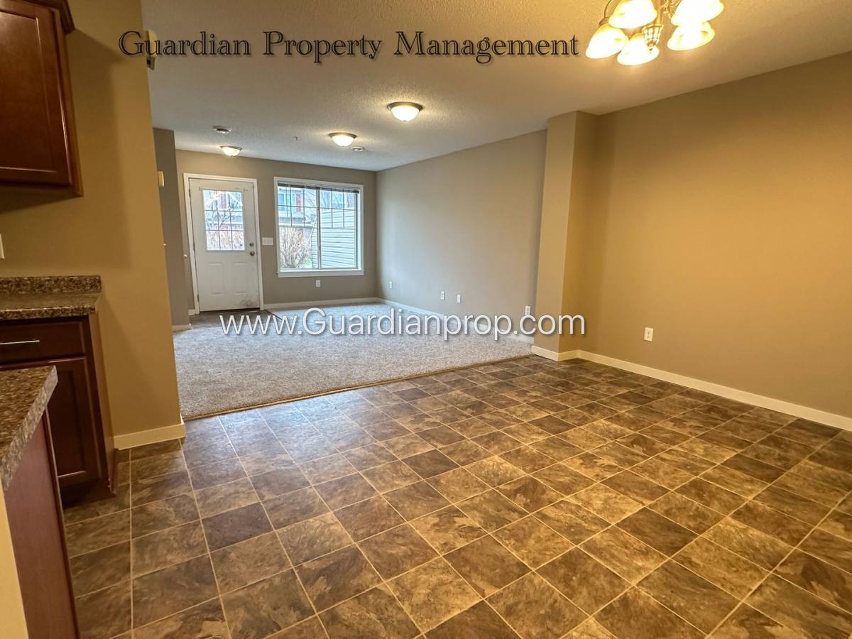 Townhouse for rent at 9927 Vera Cruz Lane N, Minneapolis, MN 55443