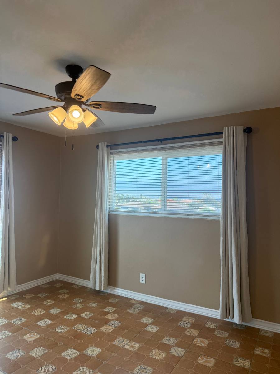 Townhouse for rent at 809 Carey Rd #G, Oceanside, CA 92058