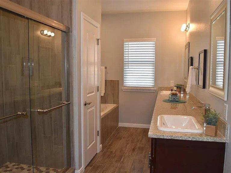 Townhouse for rent at 2120 Bermuda Dunes, Missouri City, TX 77459