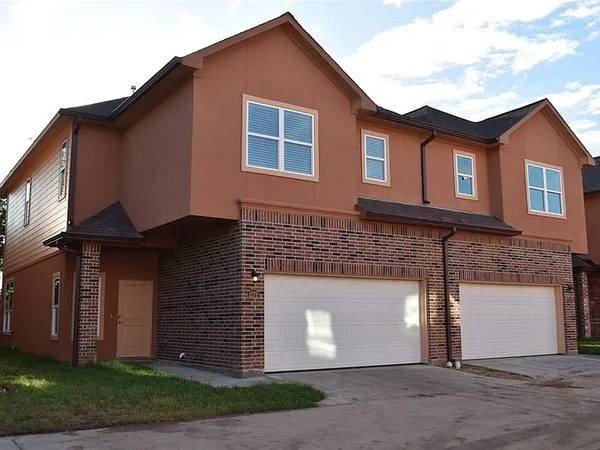 Townhouse for rent at 2120 Bermuda Dunes, Missouri City, TX 77459