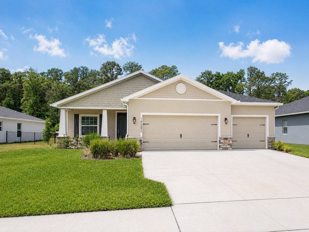 House for rent at 10682 SW 76th Court, Ocala, FL 34476
