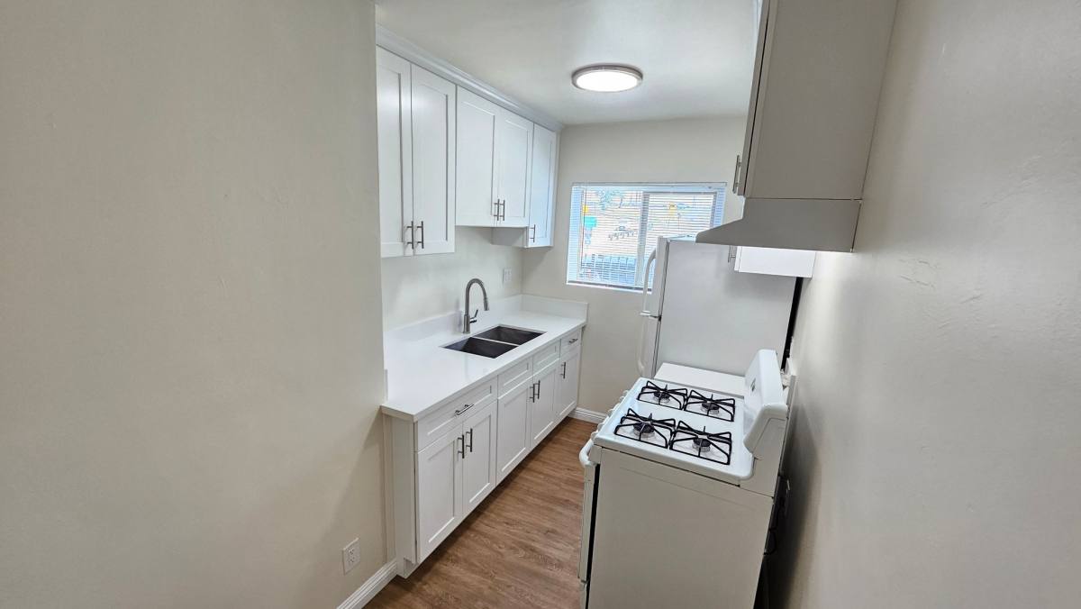 Apartment for rent at 1375 W 20th St #1, Los Angeles, CA 90007