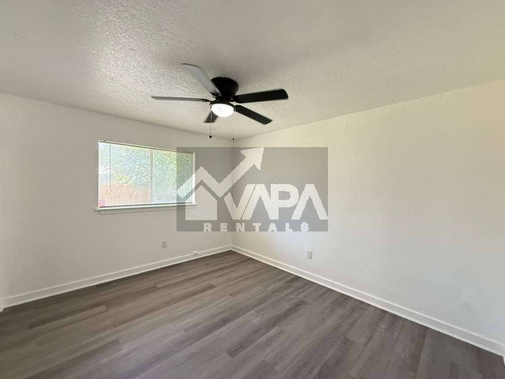 House for rent at 9315 Cliff Way St, San Antonio, TX 78250