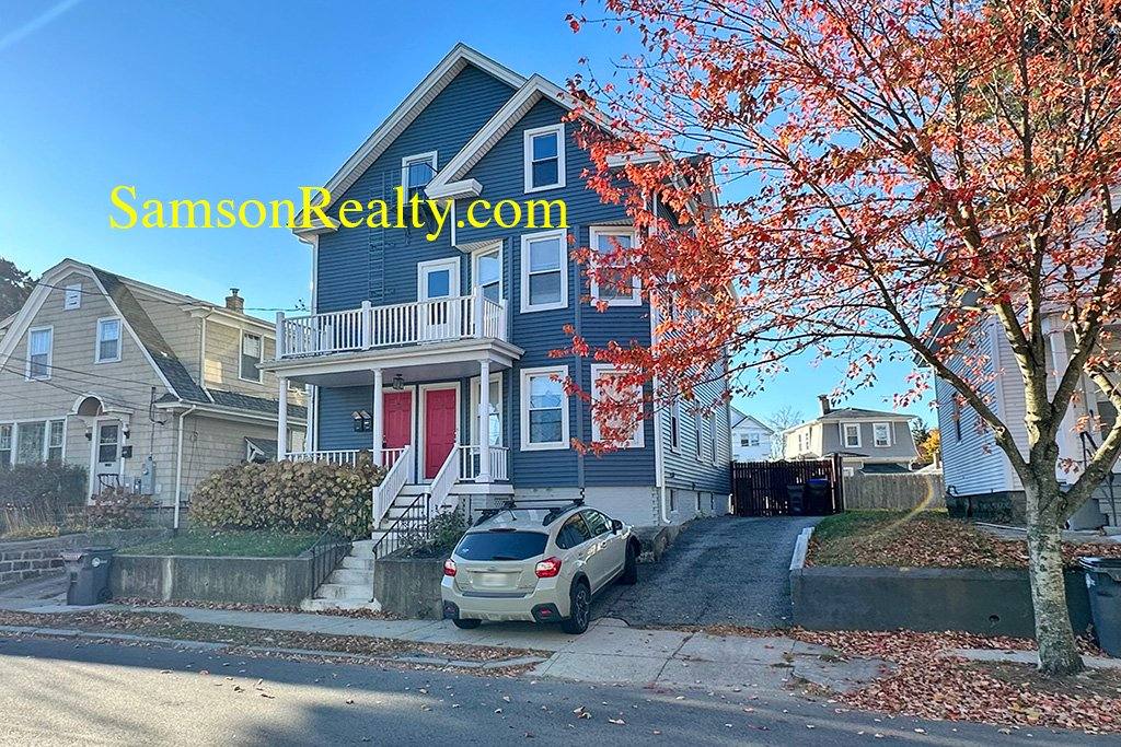 Townhouse for rent at 35 Stadden St #2 3, Providence, RI 02907