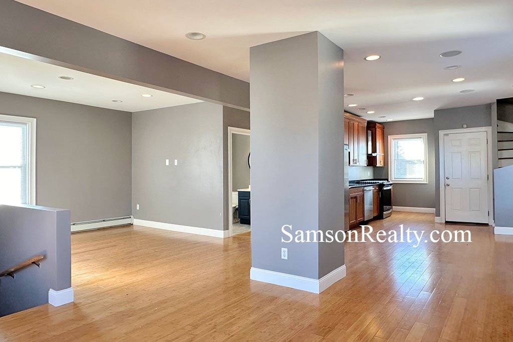 Townhouse for rent at 35 Stadden St #2 3, Providence, RI 02907