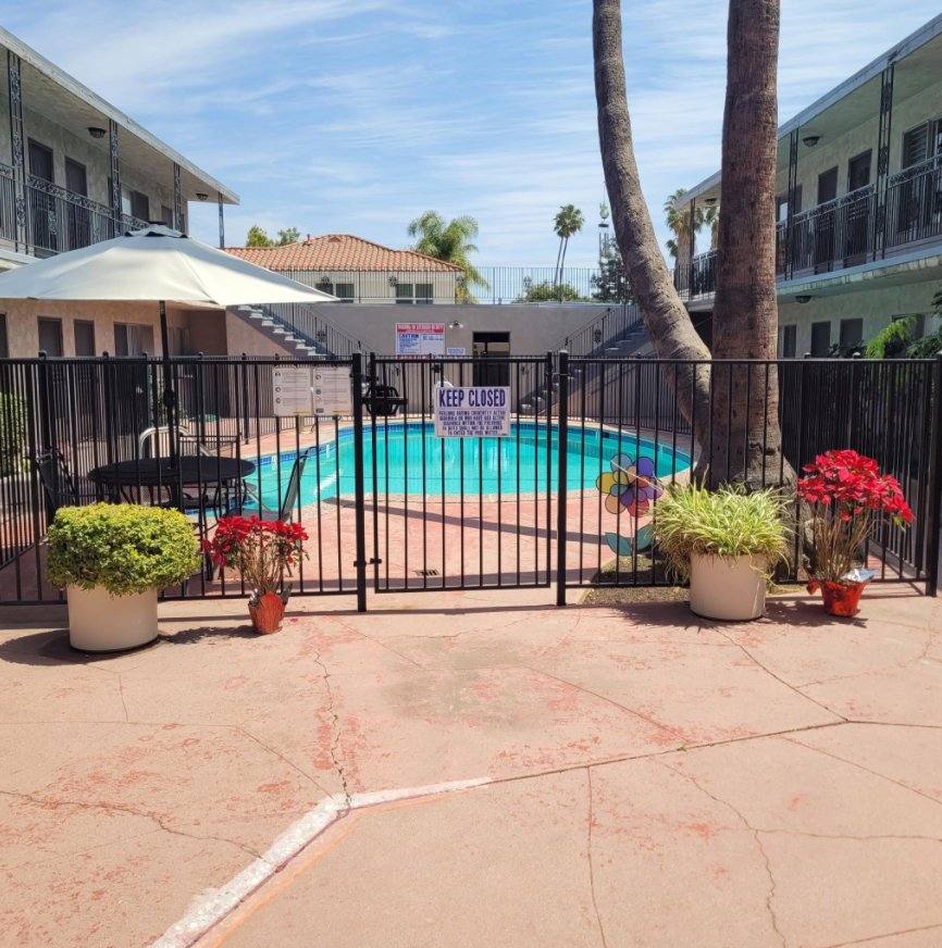 Apartment for rent at 260 N Oak Ave #3, Pasadena, CA 91107