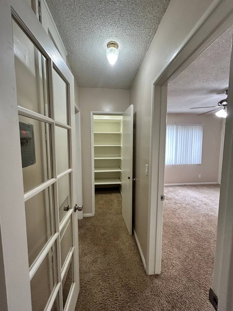 Apartment for rent at 260 N Oak Ave #3, Pasadena, CA 91107