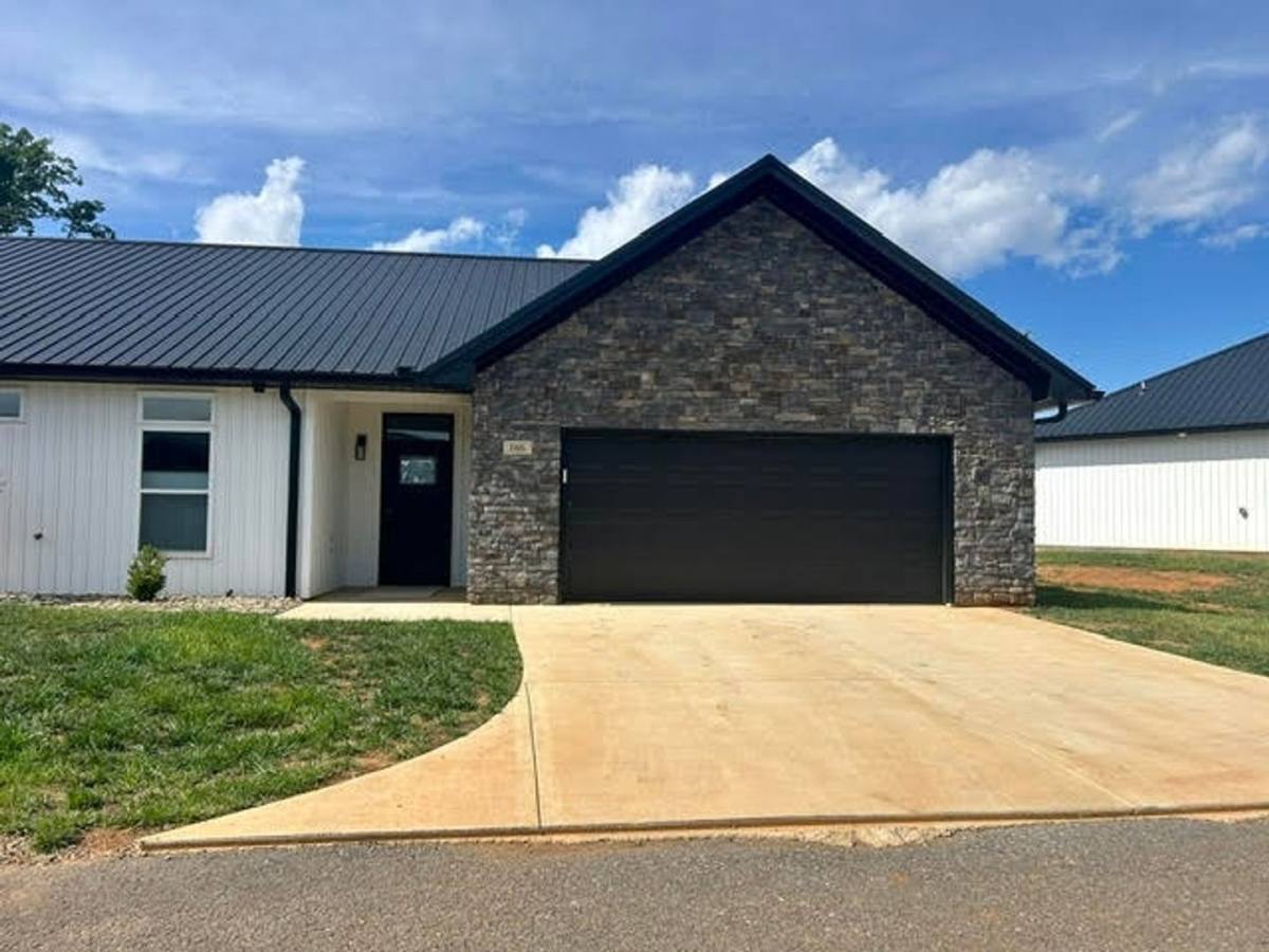 Condo for rent at 166 Lakeshore Bay Dr, Jefferson City, TN 37760
