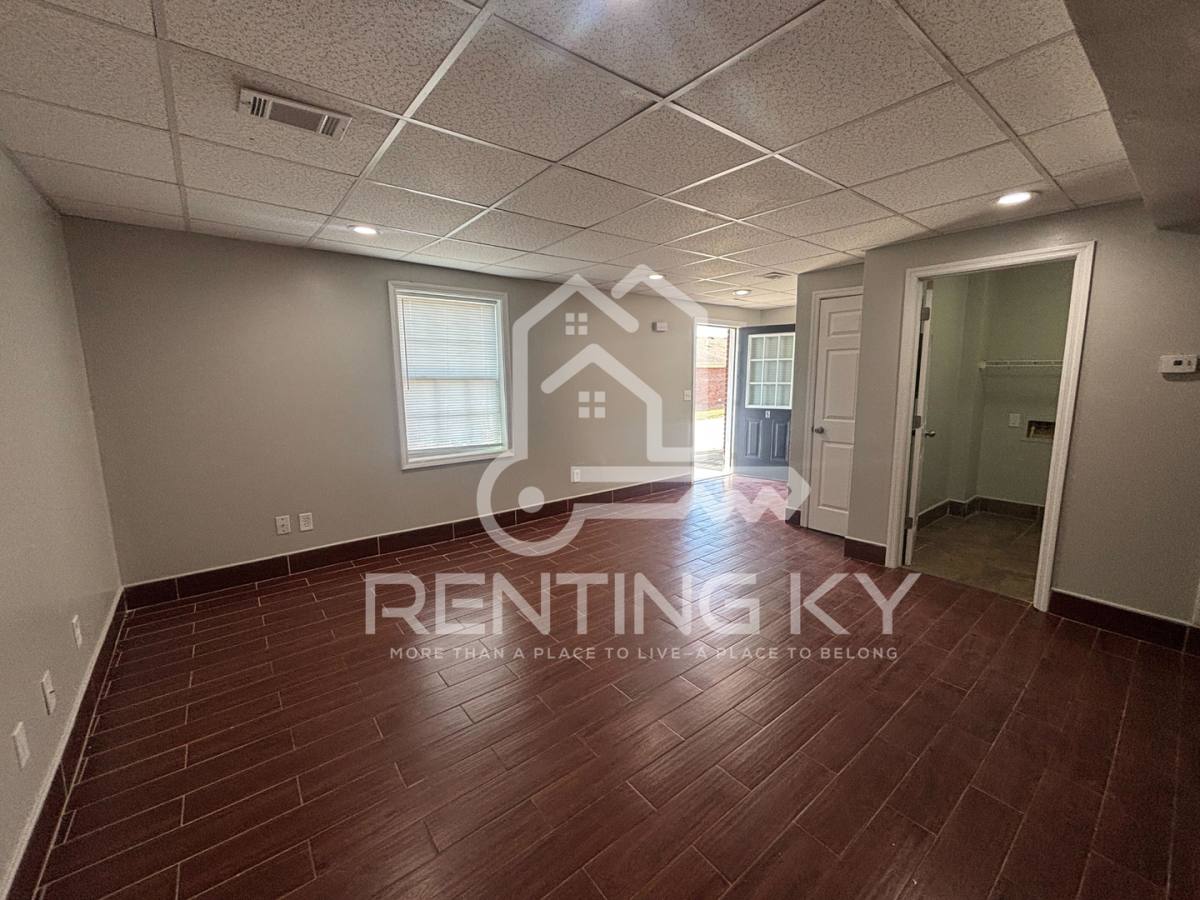 Apartment for rent at 178 S Killarney Lane, Richmond, KY 40475