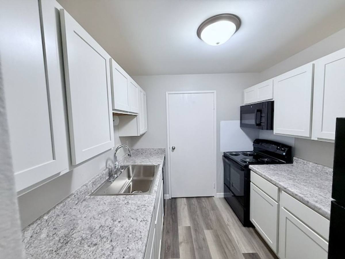 Apartment for rent at 565 W Arndt St #124, Fond Du Lac, WI 54935
