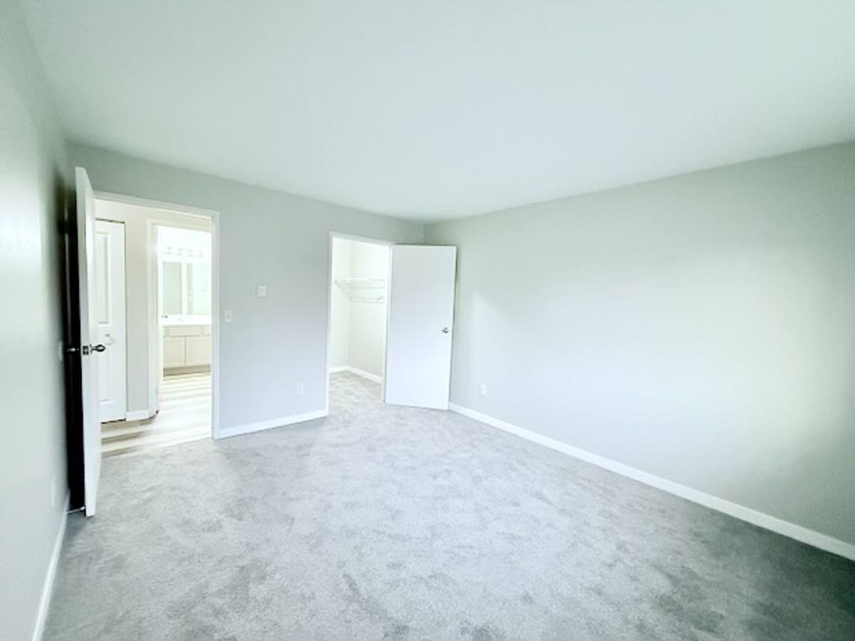 Apartment for rent at 565 W Arndt St #124, Fond Du Lac, WI 54935