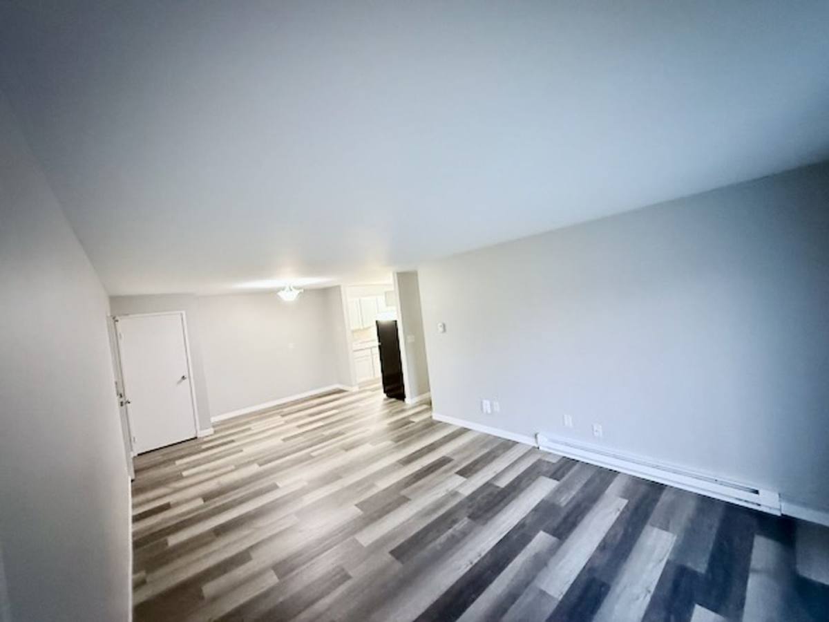 Apartment for rent at 565 W Arndt St #124, Fond Du Lac, WI 54935