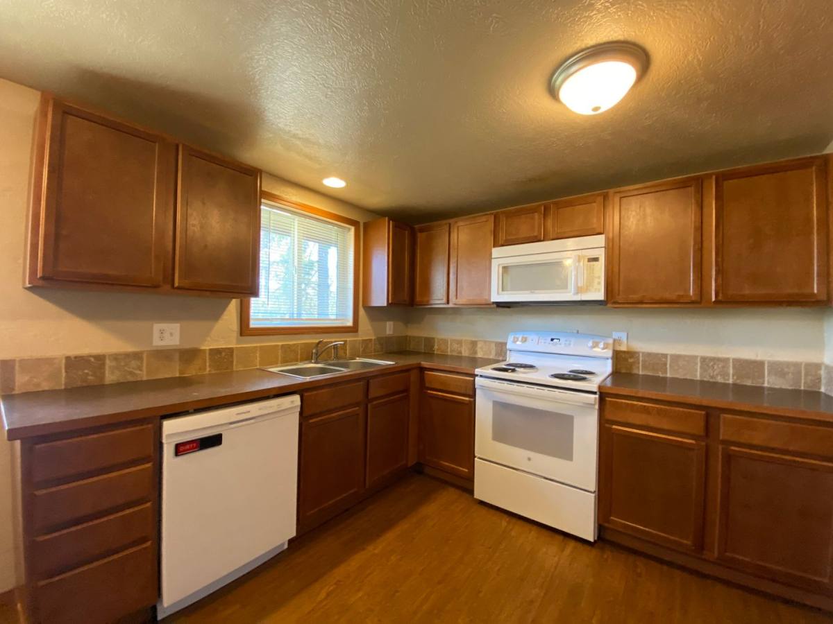 Apartment for rent at 10622 E 14th Ave, Spokane, WA 99206