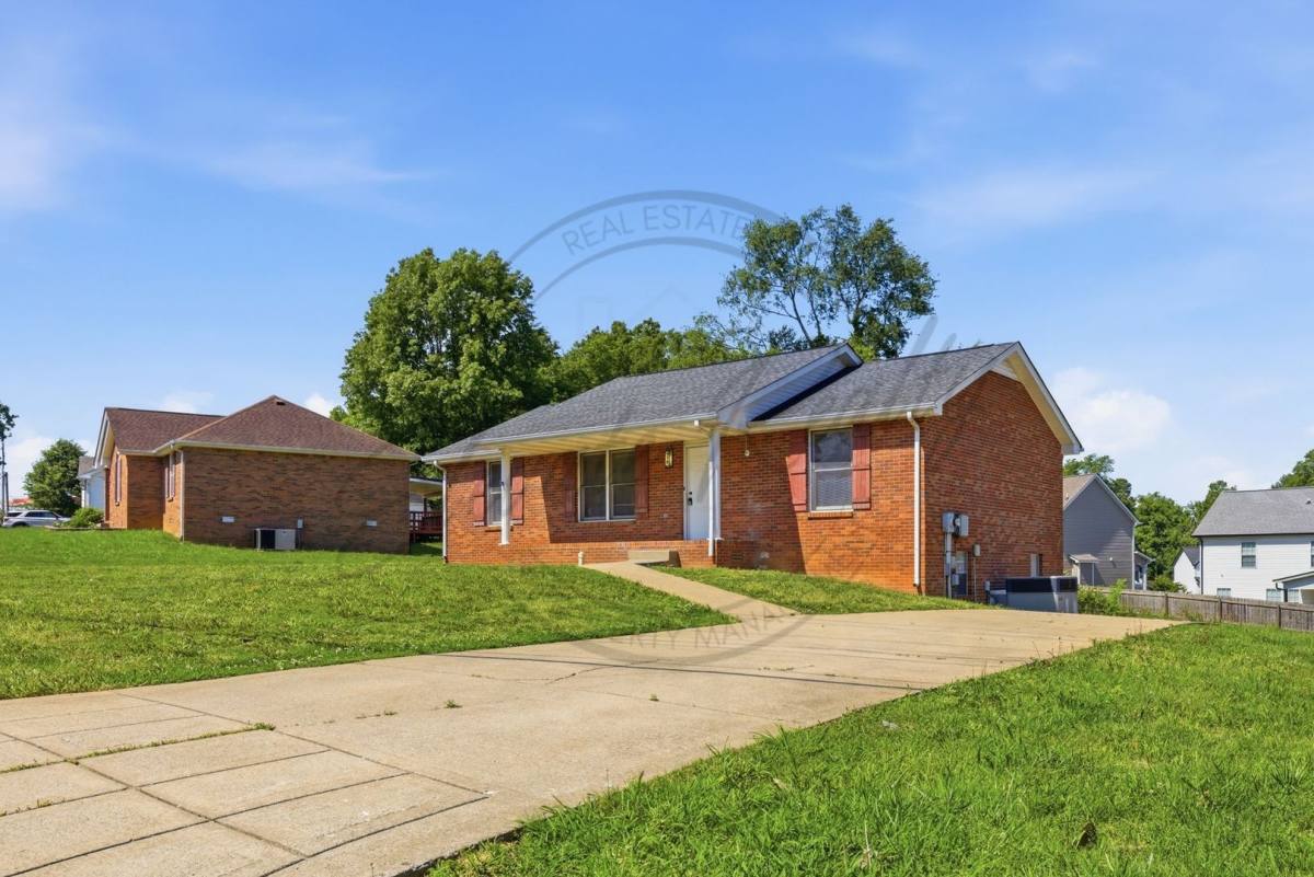 House for rent at 436 Kelsey Dr, Clarksville, TN 37042