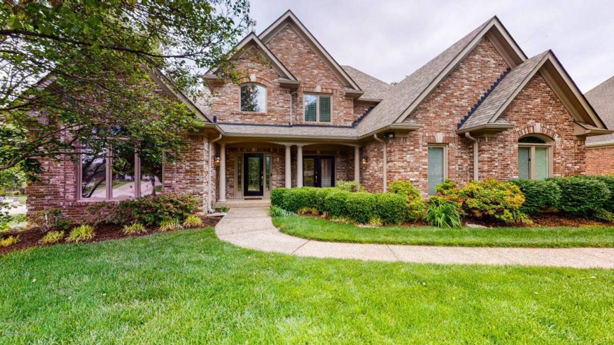 House for rent at 7703 Wolfpen Ridge Dr, Prospect, KY 40059