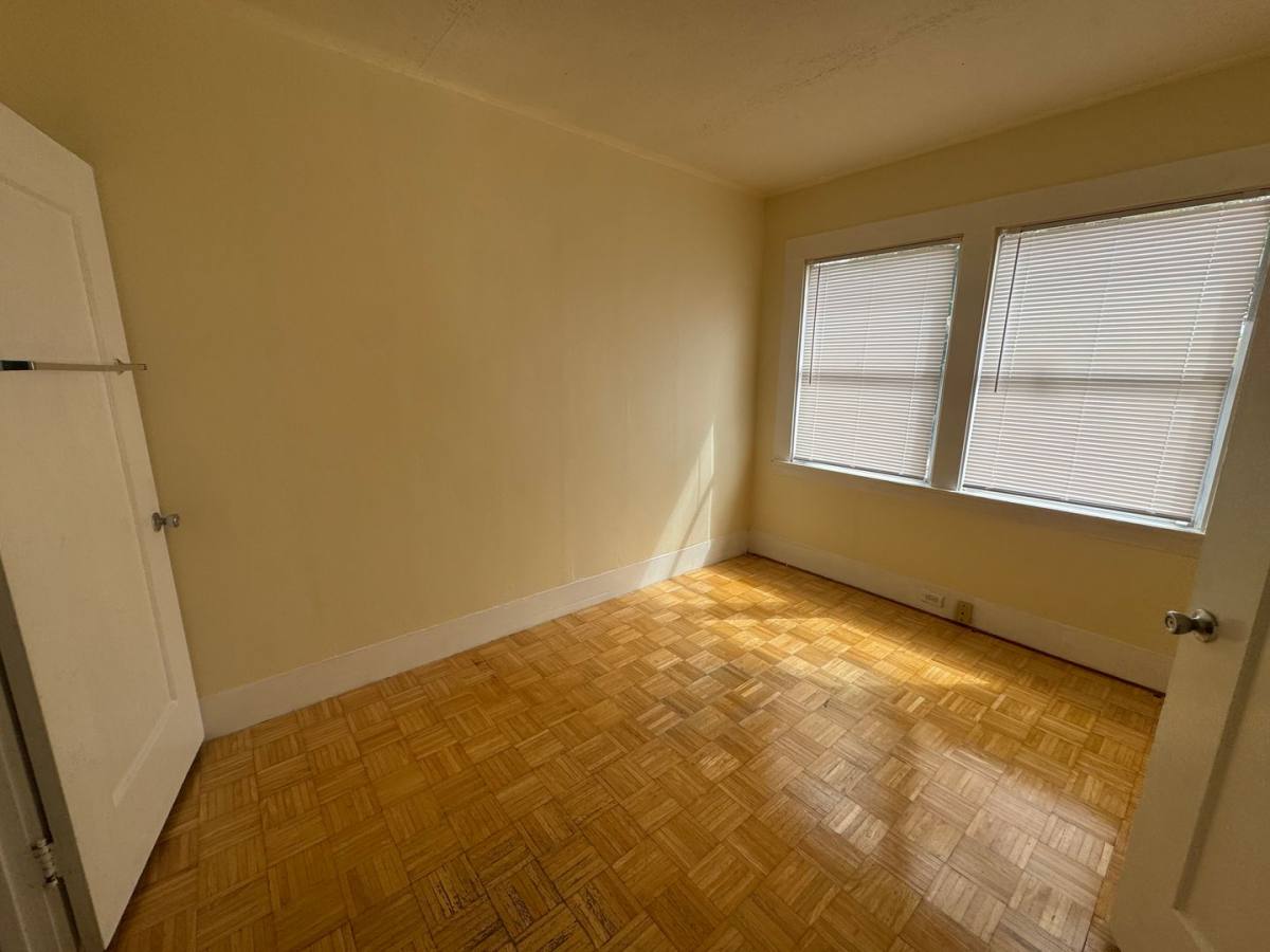 House for rent at 5913 Vallejo St, Emeryville, CA 94608