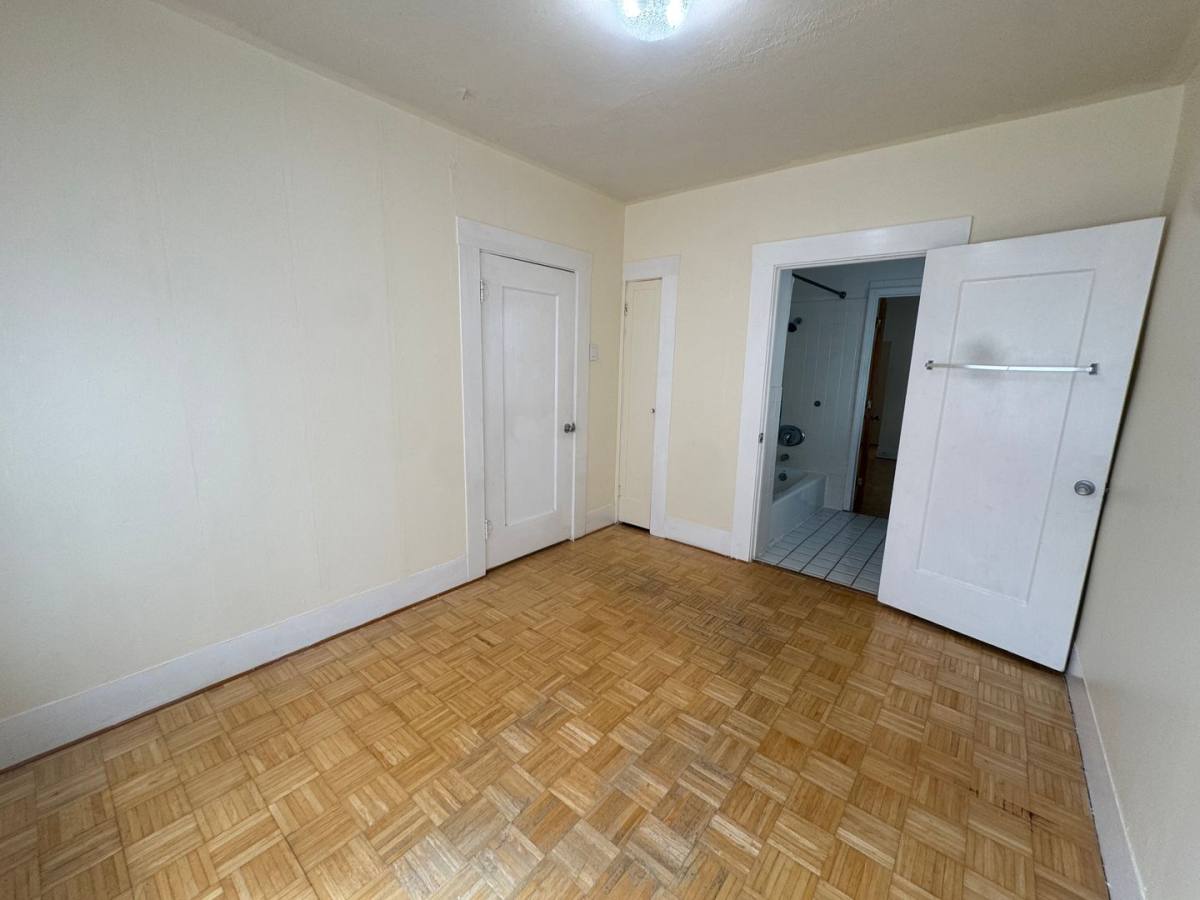 House for rent at 5913 Vallejo St, Emeryville, CA 94608