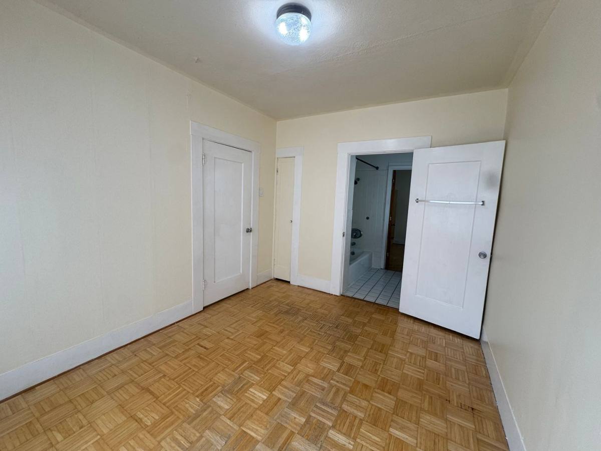House for rent at 5913 Vallejo St, Emeryville, CA 94608