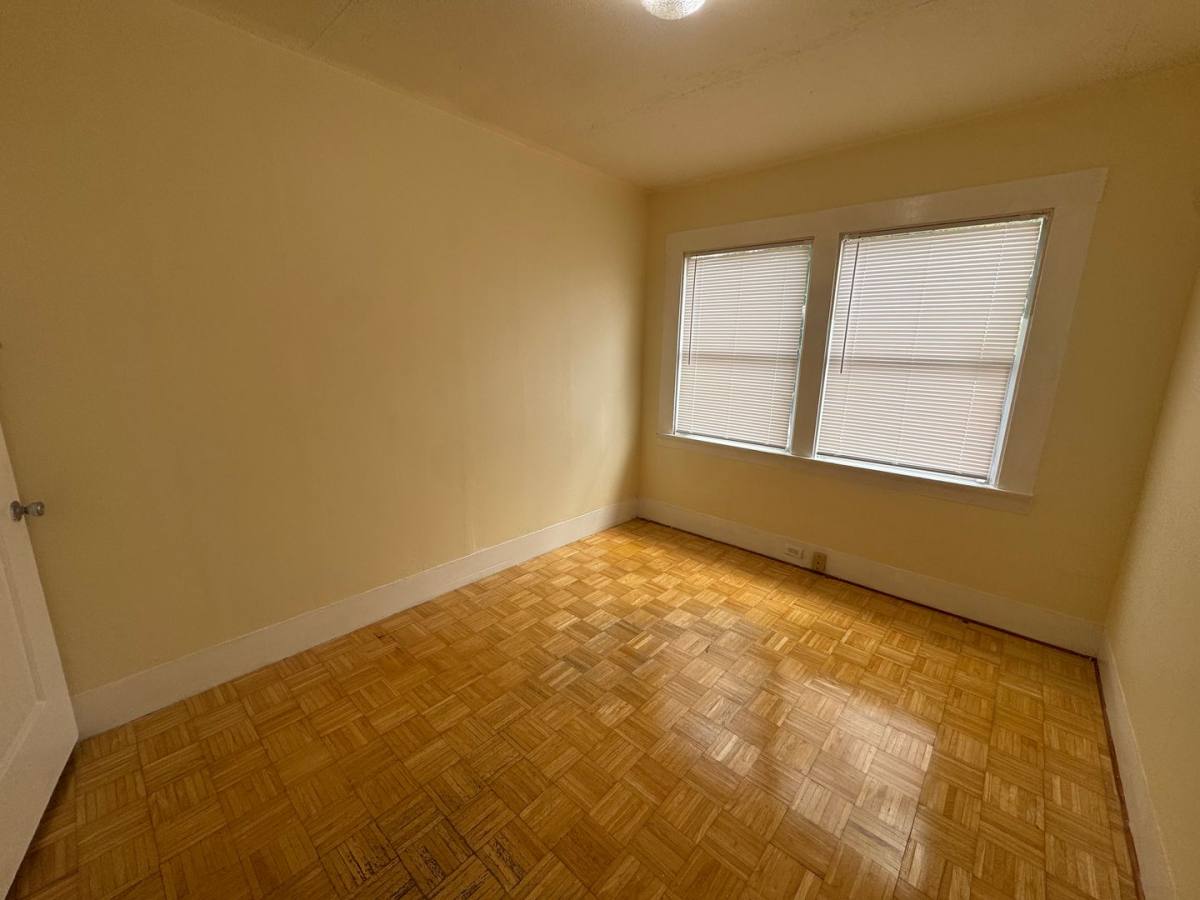 House for rent at 5913 Vallejo St, Emeryville, CA 94608