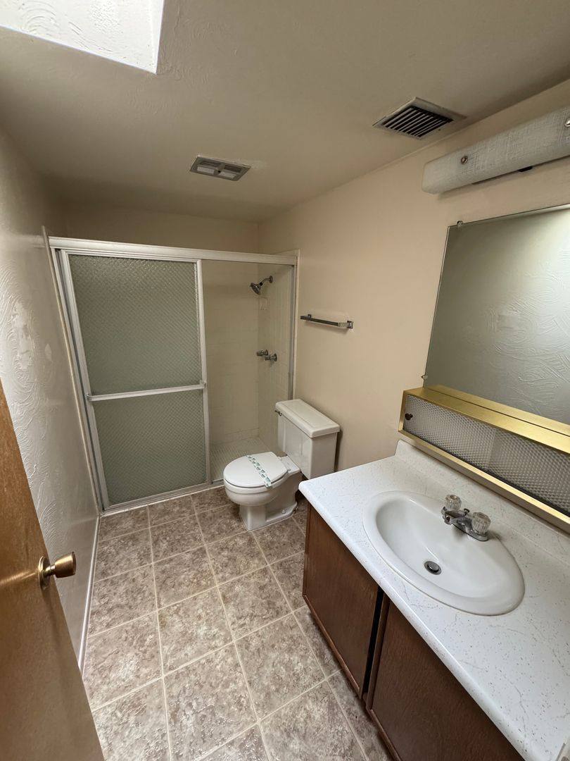 Apartment for rent at 4549 E Bellevue St, Tucson, AZ 85712