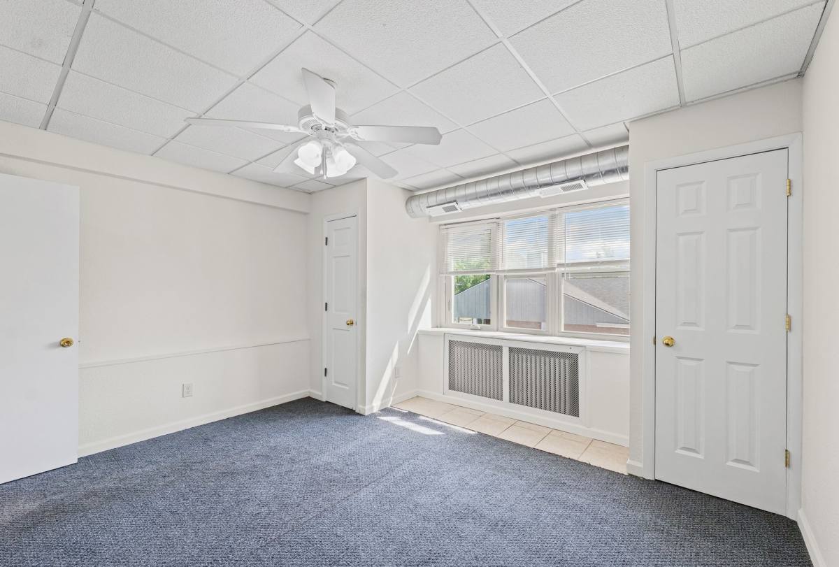 Apartment for rent at 811 W Springfield Ave, Champaign, IL 61820
