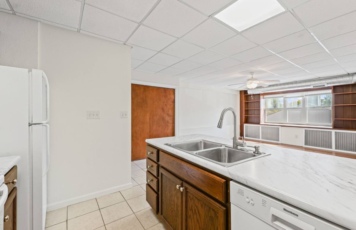 Apartment for rent at 811 W Springfield Ave, Champaign, IL 61820