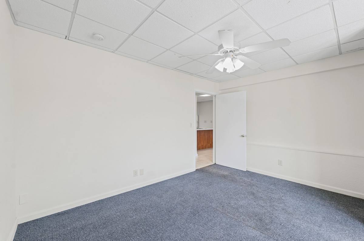 Apartment for rent at 811 W Springfield Ave, Champaign, IL 61820