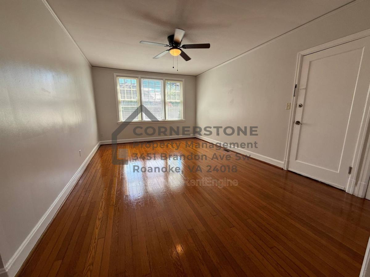 Apartment for rent at 355 Highland Ave SW #1, Roanoke, VA 24016