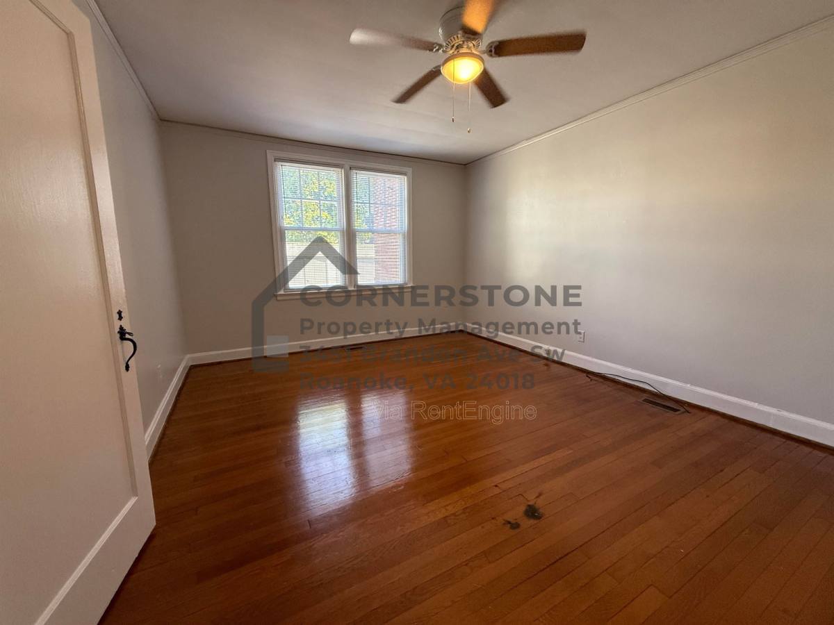 Apartment for rent at 355 Highland Ave SW #1, Roanoke, VA 24016
