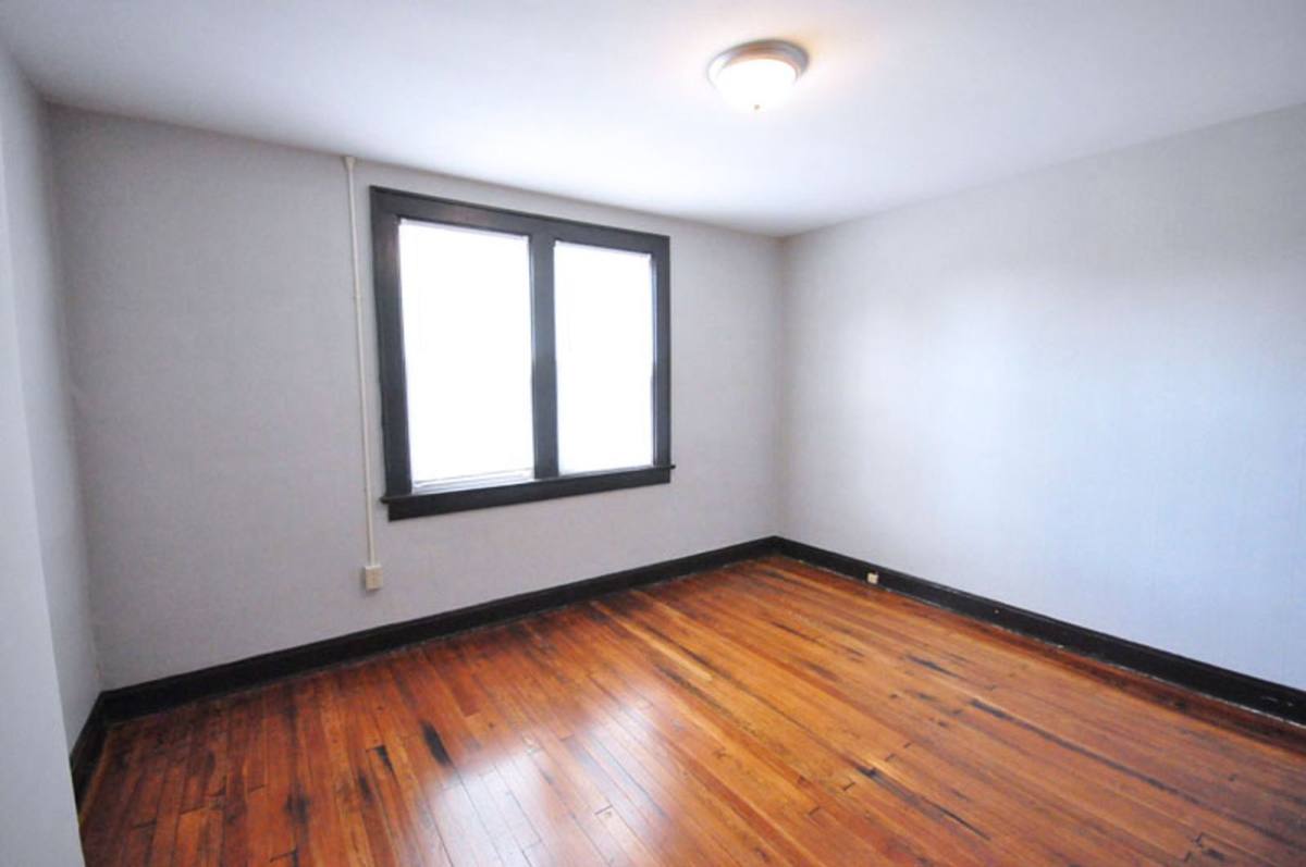 Apartment for rent at 388 Hanford St, Columbus, OH 43206