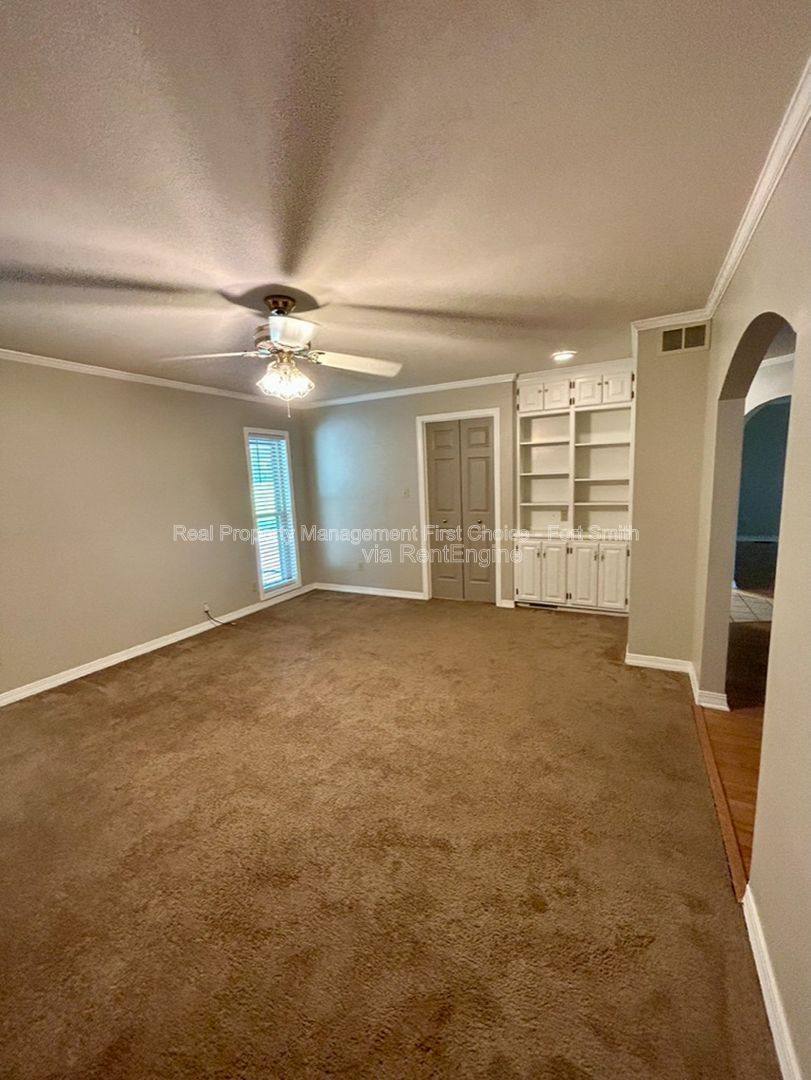 House for rent at 11912 Rye Hill Rd S, Fort Smith, AR 72916