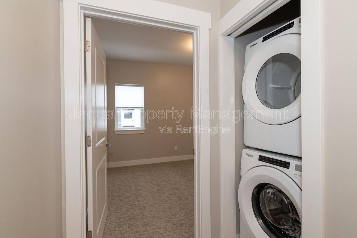 Apartment for rent at 24279 W McGillen Ave #A22, Mattawan, MI 49071