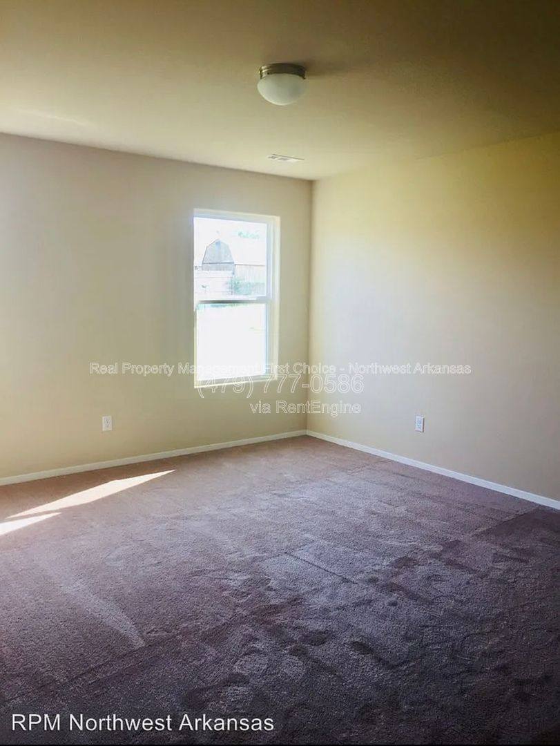House for rent at 1013 Ethan James St, Elkins, AR 72727