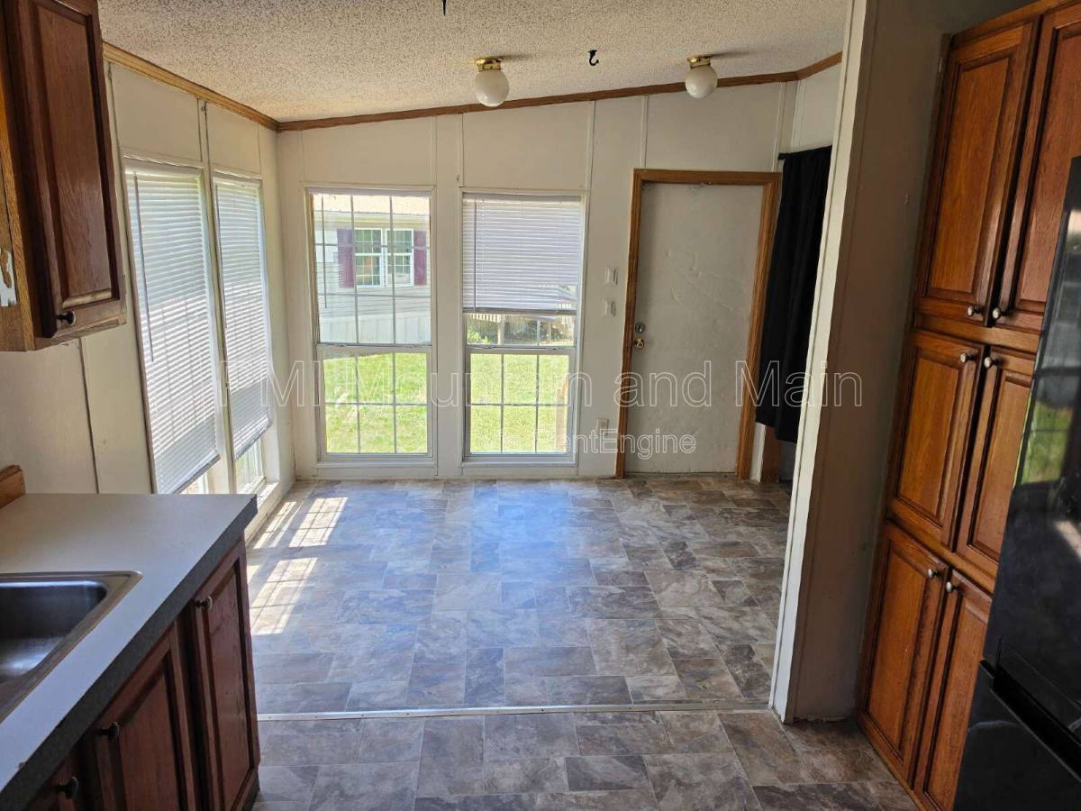Apartment for rent at 15 Misty Mountain Way #20, Candler, NC 28715