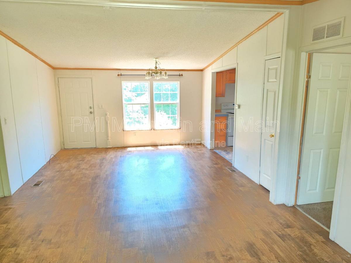 Apartment for rent at 15 Misty Mountain Way #20, Candler, NC 28715