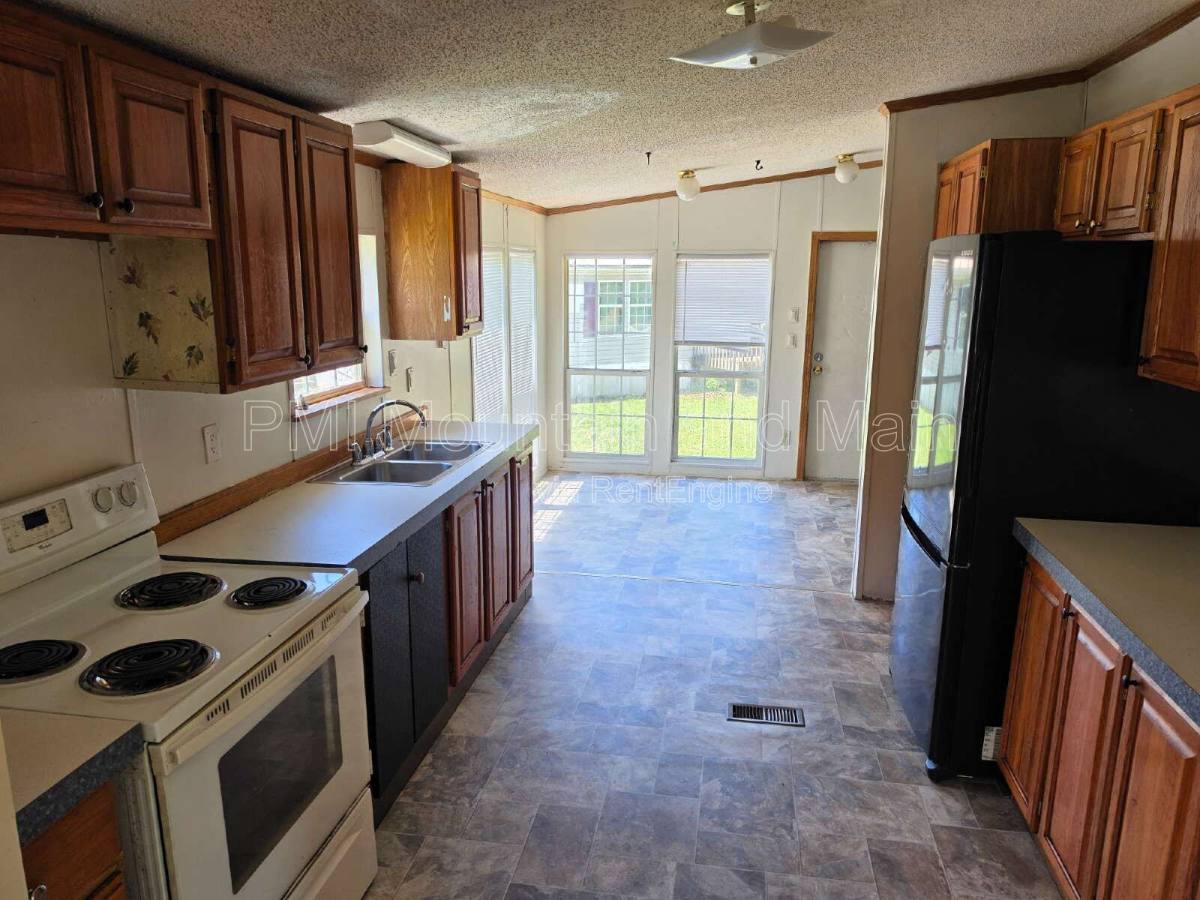 Apartment for rent at 15 Misty Mountain Way #20, Candler, NC 28715