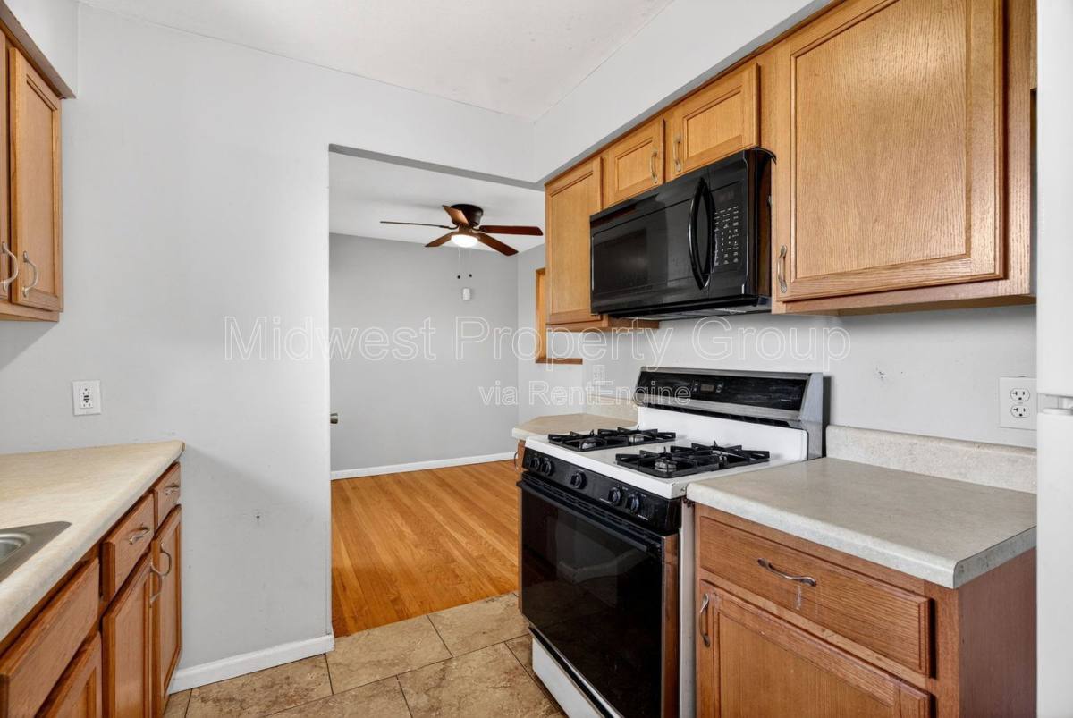 House for rent at 515 Topaz Ave, Saint Louis, MO 63137