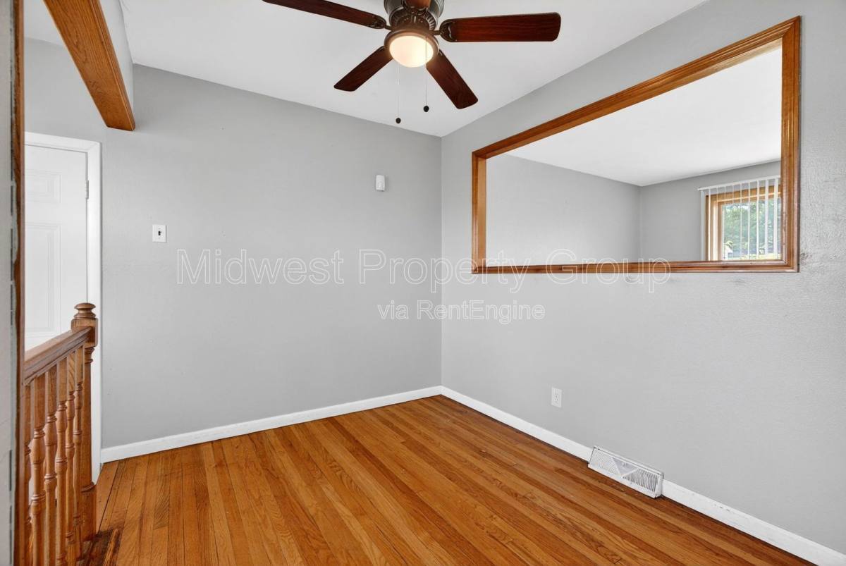 House for rent at 515 Topaz Ave, Saint Louis, MO 63137