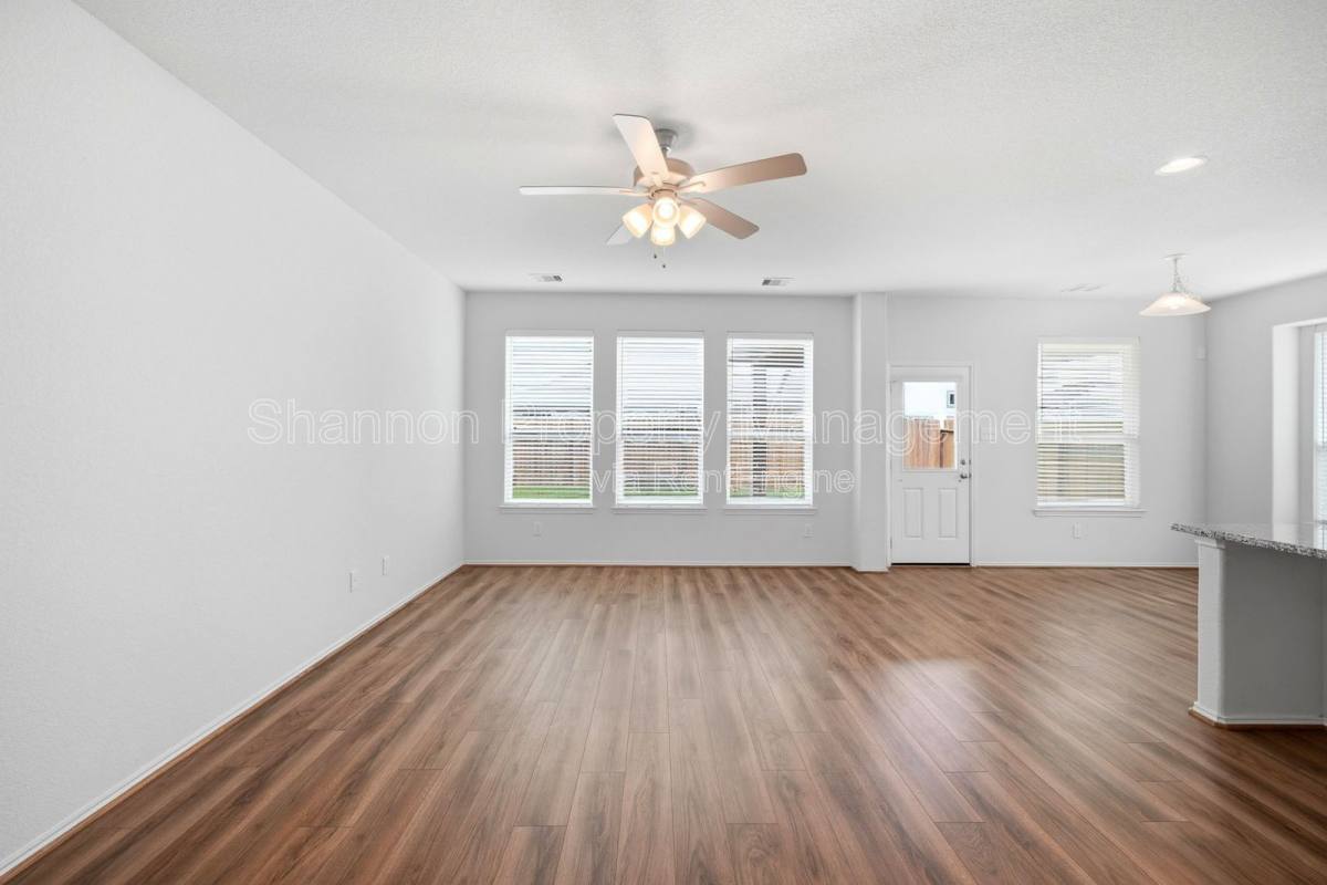 House for rent at 5309 Camerford Court, Alvin, TX 77511